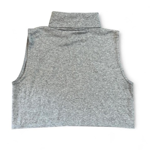 White Stag Grey cropped turtleneck tank top size L/XL - Picture 2 of 7